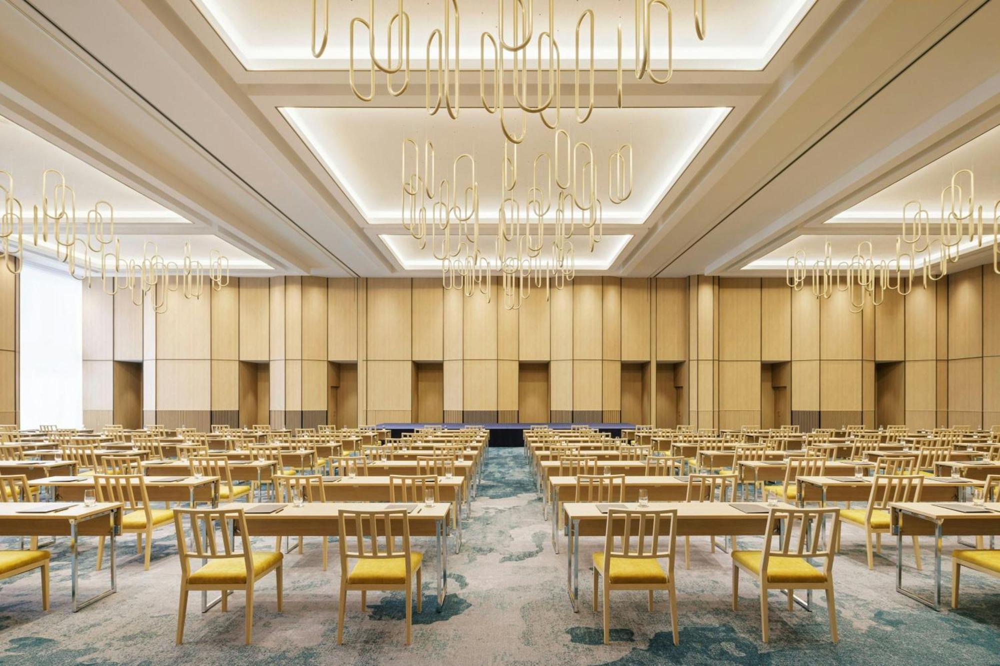 Courtyard By Marriott Fukui Hotel Exterior photo